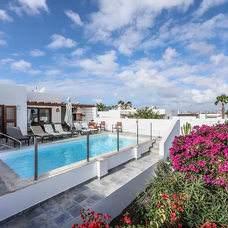 Villa Lanzarote Altos By New Lanzasuites Serena Playa Blanca