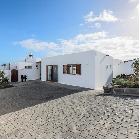 Lanzarote Altos By New Lanzasuites Serena