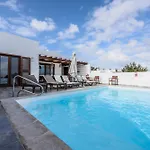 Villa Lanzarote Altos By New Lanzasuites Serena Playa Blanca (Lanzarote)